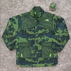 Green camo NF boys jacket sz. S
